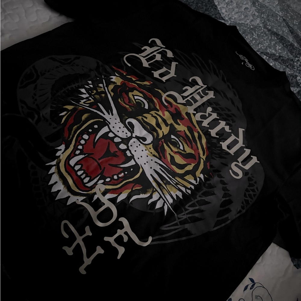 Ed Hardy Black Tee with Tiger Design